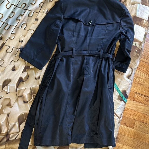 Very nice design black 54% cotton,36%polyester,10% Nylon fall and spring coat. - Picture 6 of 12